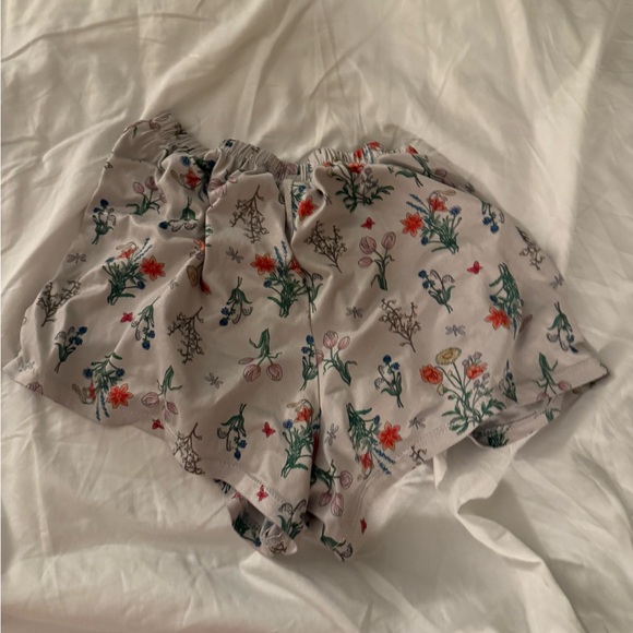 Floral Pajama Shorts – Women’s Size Small - Picture 2 of 2